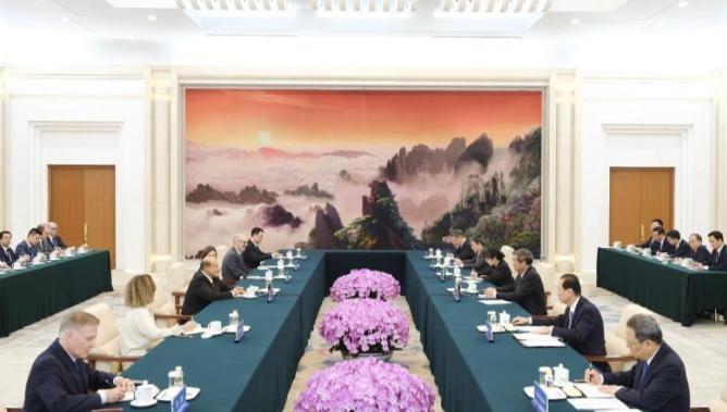 现场，美国答应中国了！6月15日，美国联邦众议员科雷亚到访北京，与国务院副总理何