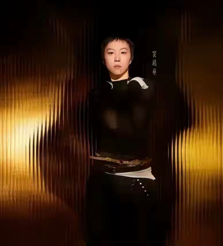 《歌手2026》第十期歌王冲刺赛落幕，窦靖童凭借改编曲目《改变》拿下开播以来首个