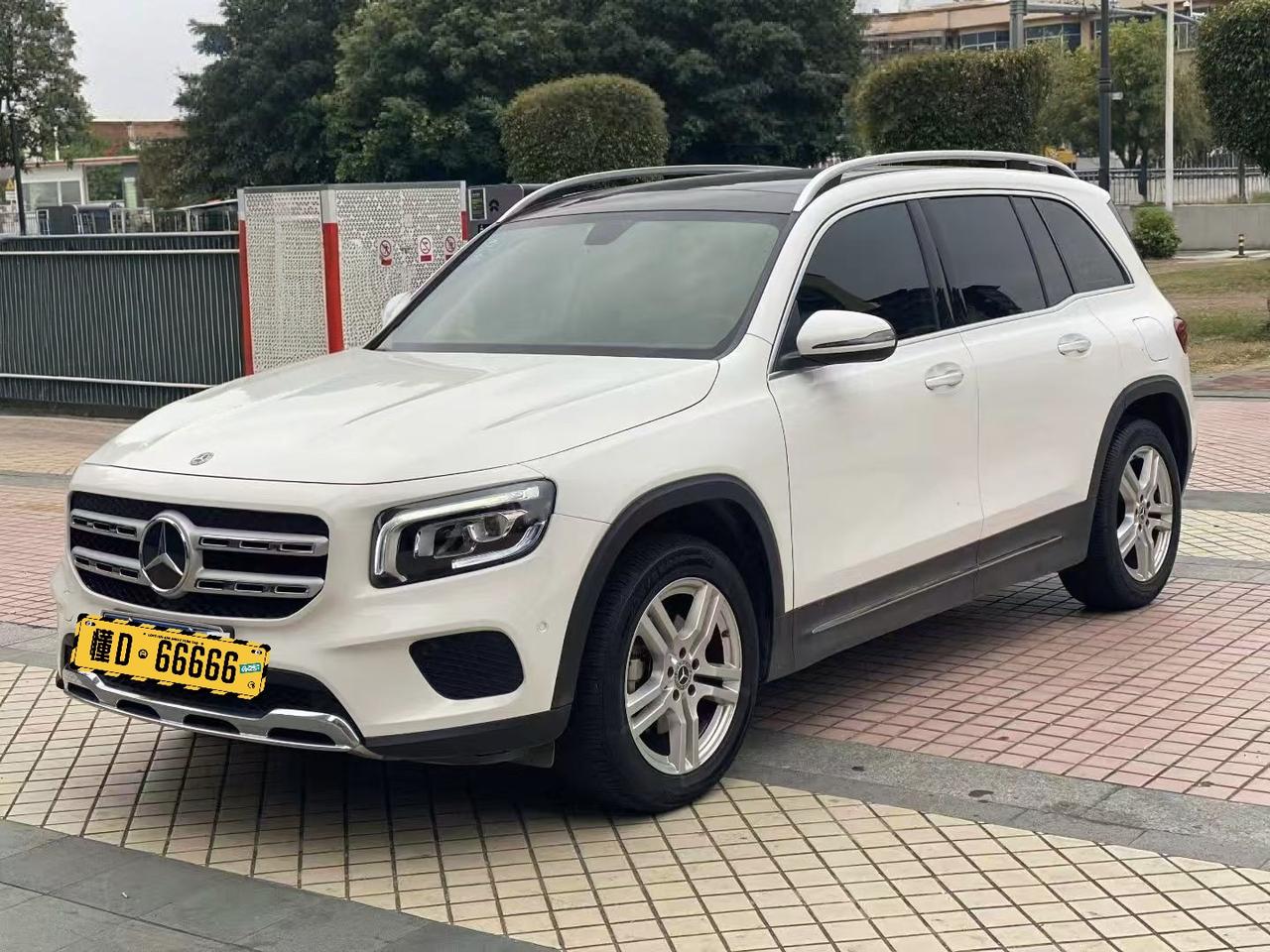 别再骗自己了：现在的二手车，你真的敢闭眼冲？
说句扎心的：就算无良商家被淘汰了，