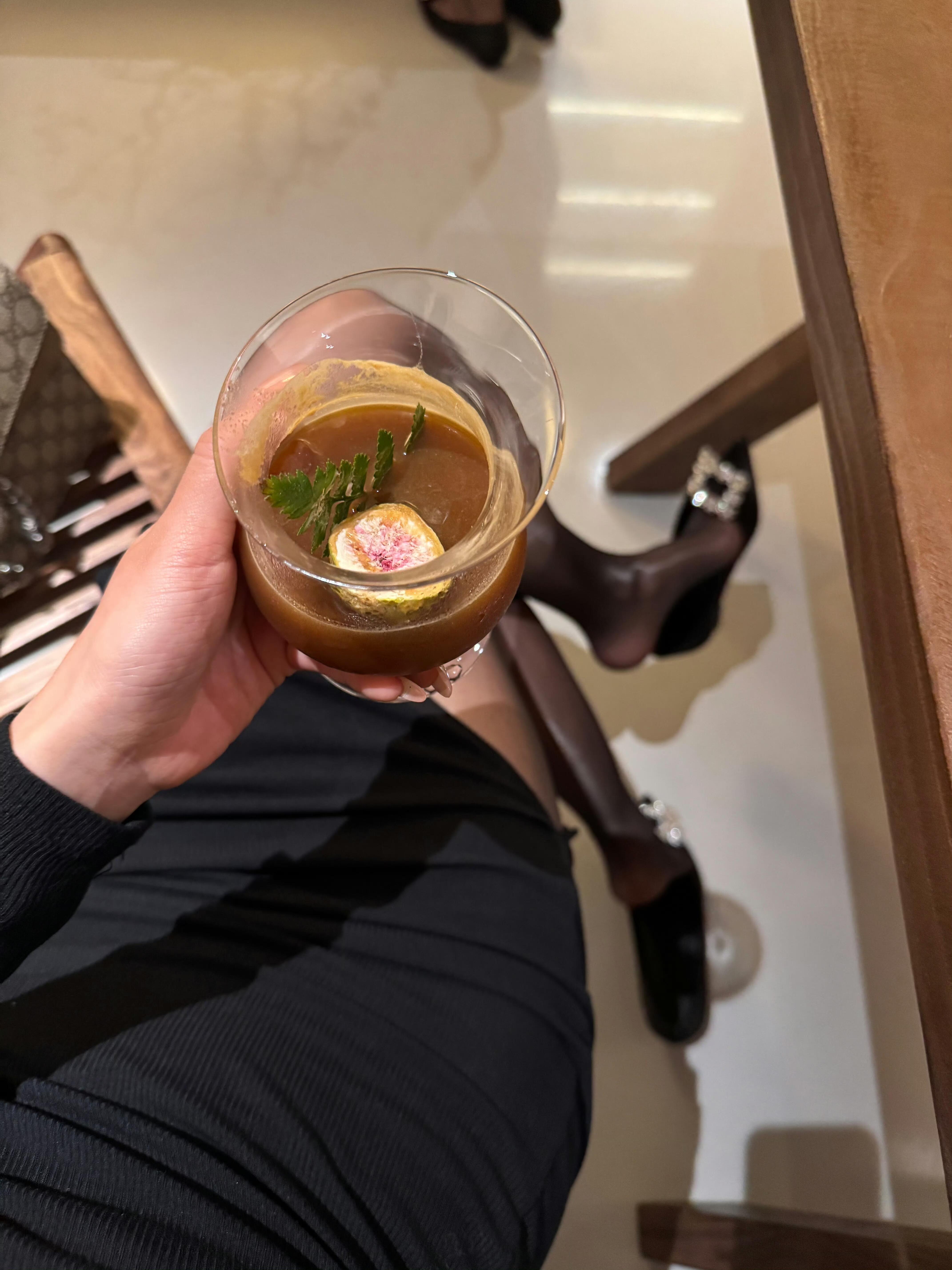 老己,想做什么就去做吧,我永远为你兜底,永远永远站在你身后,永远永远信任你,爱你