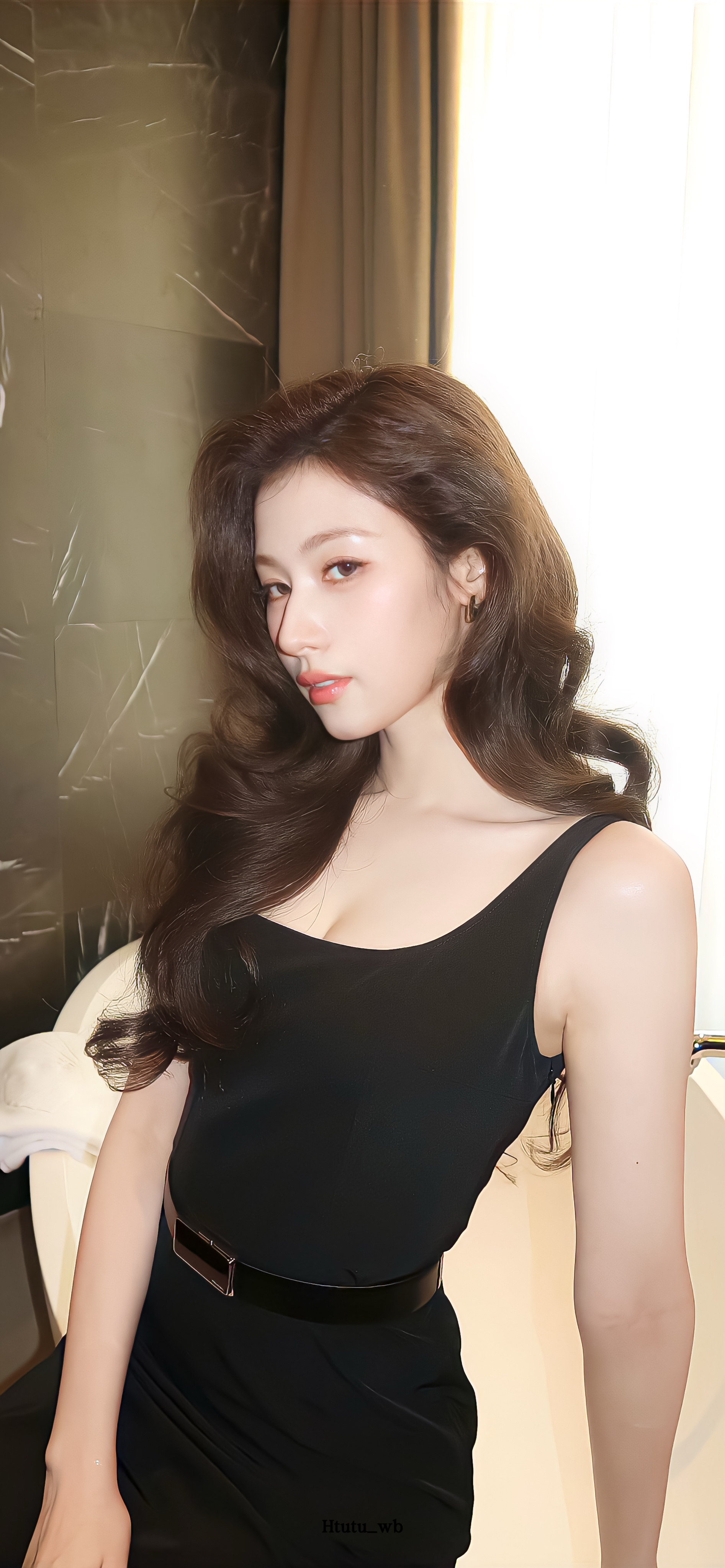 Sana凑崎纱夏壁纸来啦～🧸👜 ​​​