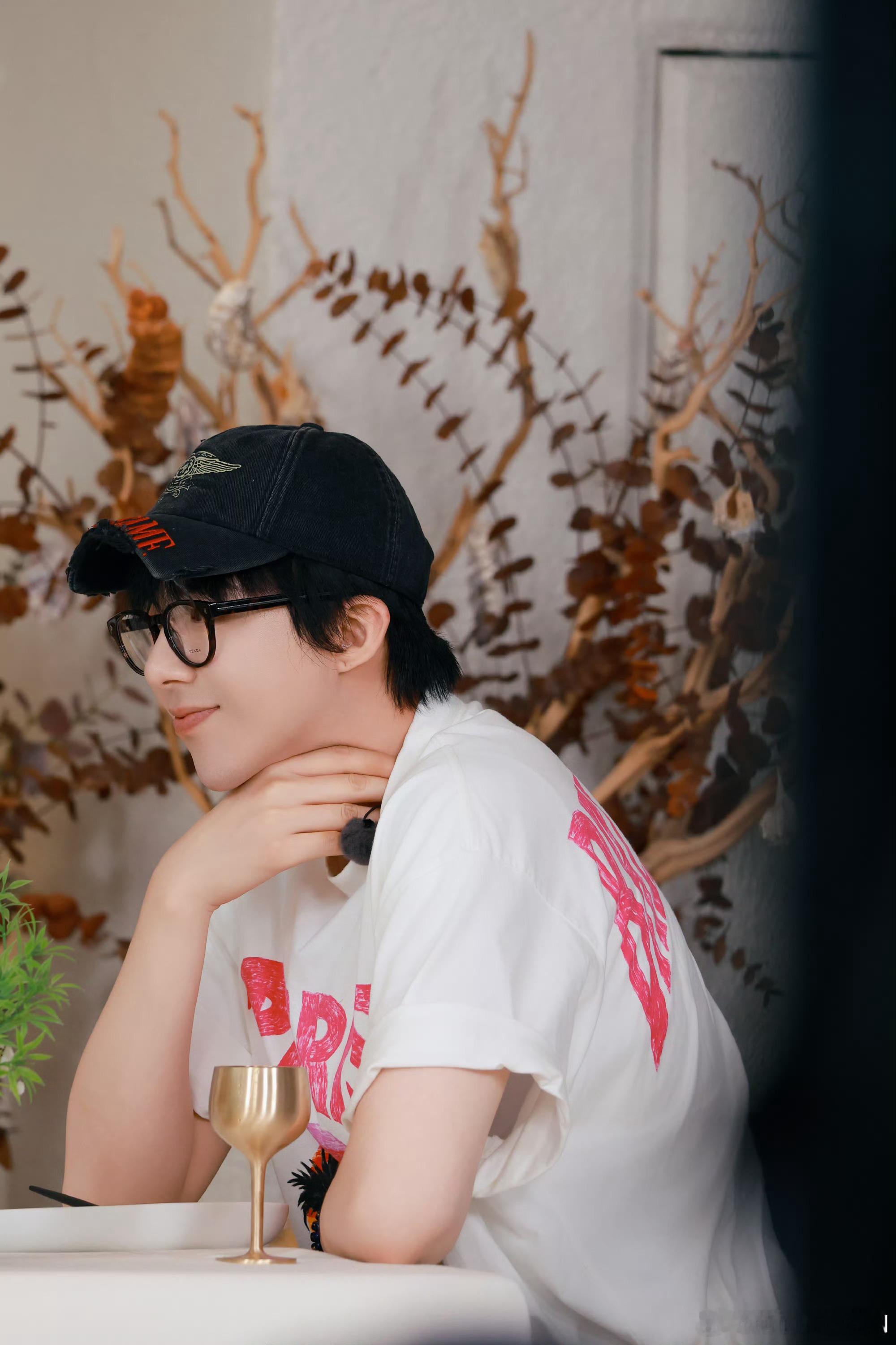 刘宇宁新歌我想 | 腾讯音乐由你榜 | 摩登兄弟人海辽阔，相逢本是偶然可偏偏一眼