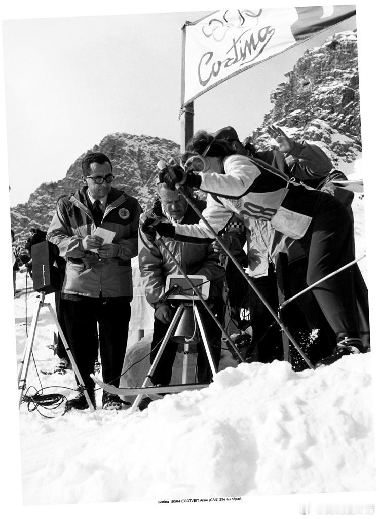 冬奥会意大利科蒂纳丹佩佐次曾经在1956年1月26日至2月5日举办过第七届冬奥会