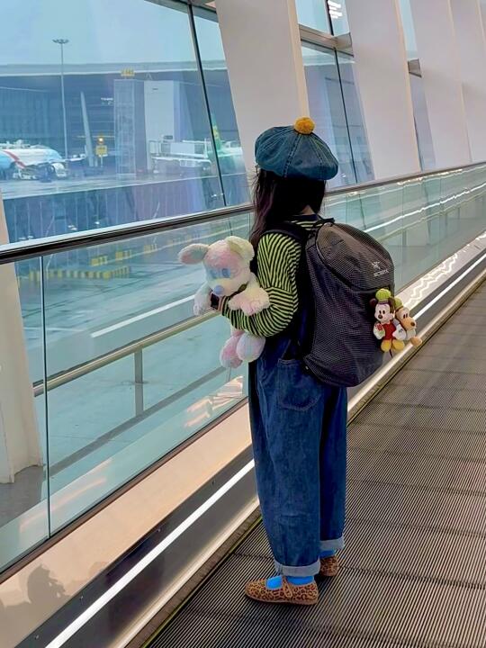 时髦小孩的机场look 💚💙