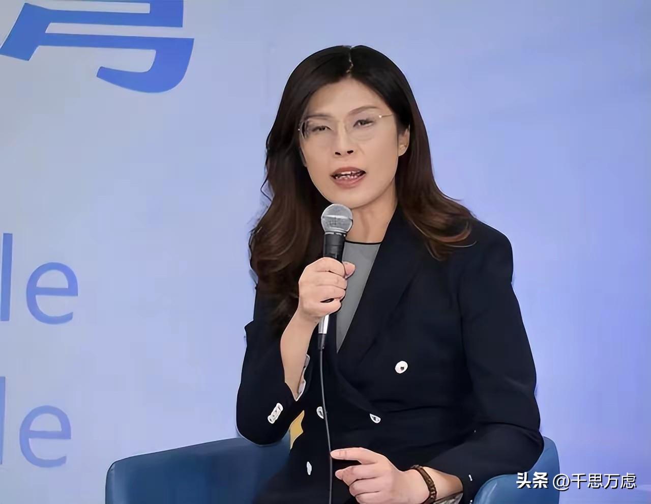 3月30日上午，新华社消息一发布，网上瞬间炸裂了。无疑，郑丽文应邀率团即将参访大