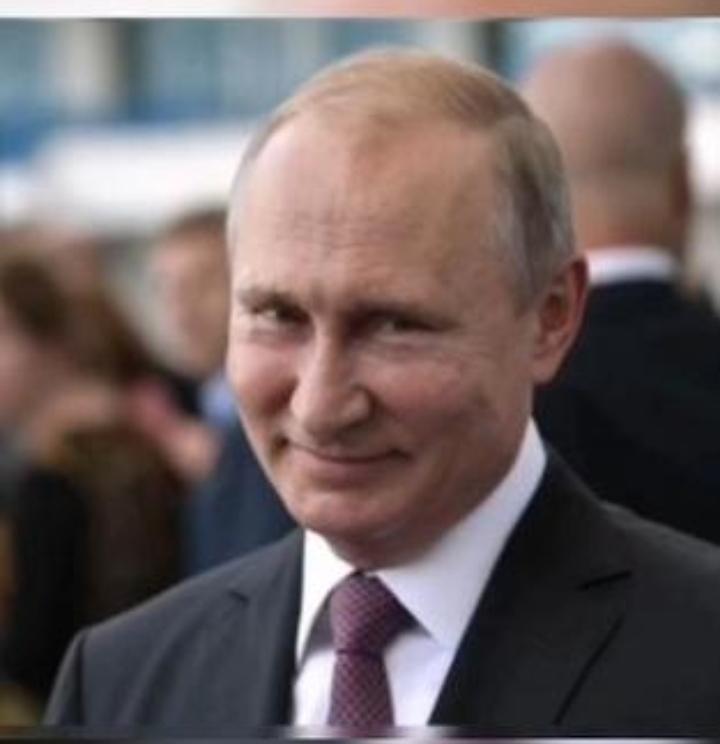 这下美欧那些政客估计都要在那儿挠头了。

费尽心思围堵了这么久，结果俄总统直接亮