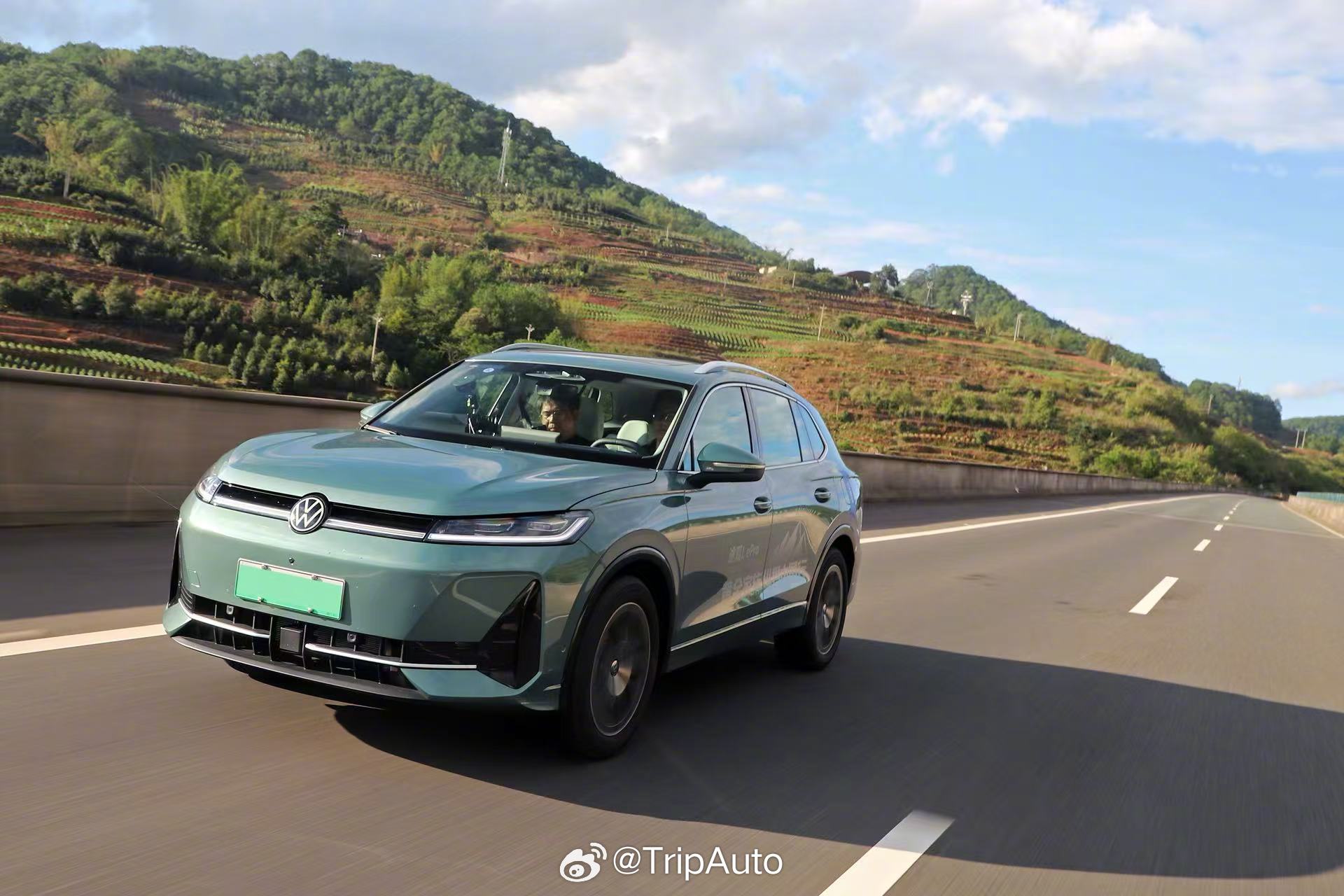黄金超混穿越中国 能扛住全中国极限路况的混动家用车，真的被实测验证了！谁懂长途自