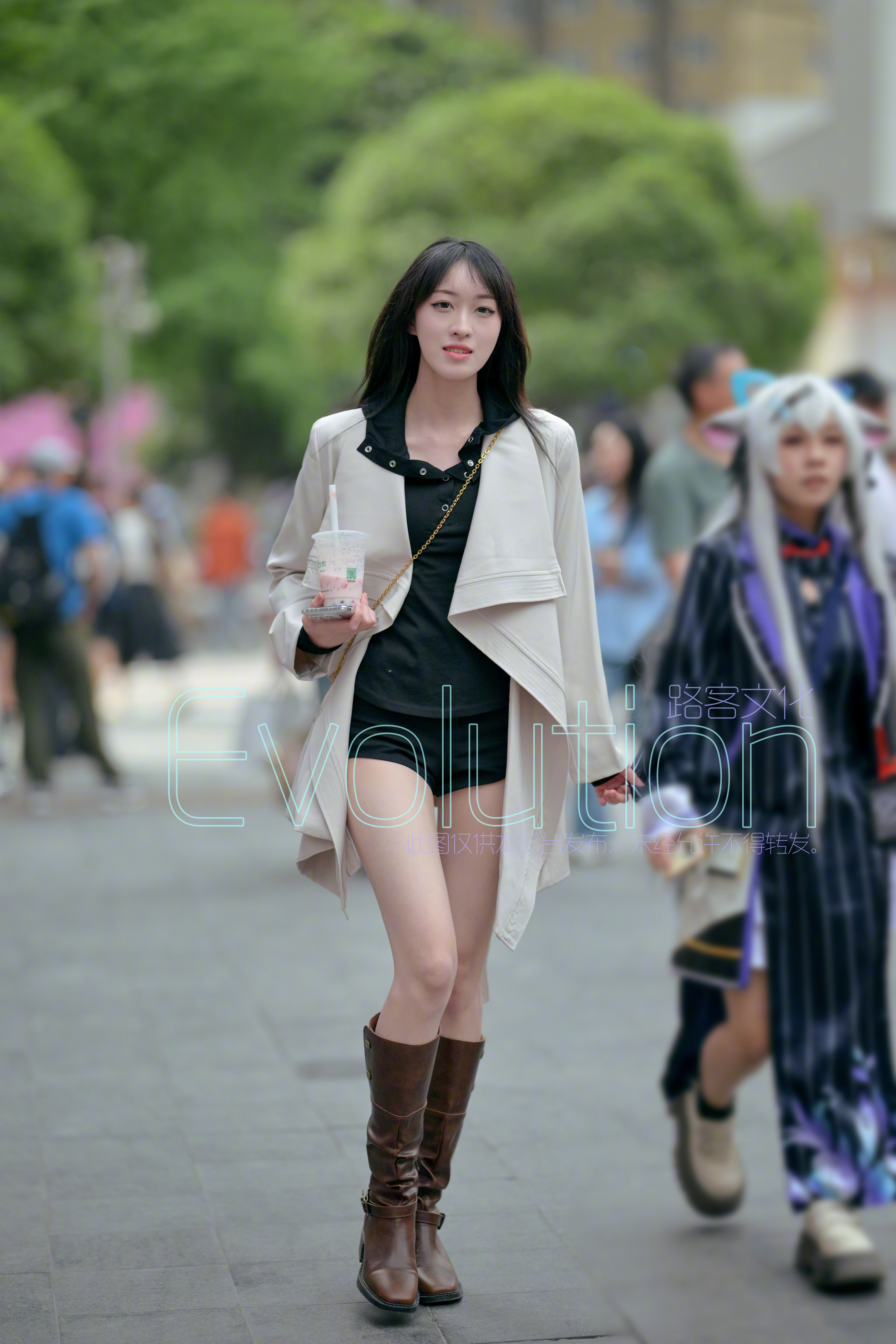今天还是小长假我们开启正常更新了哈 ​​​