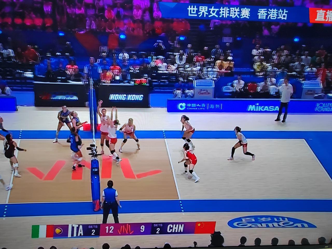 真是气死了！气死了！第四局让人家打了一个25：12，一点招架之力都没有了。
本来