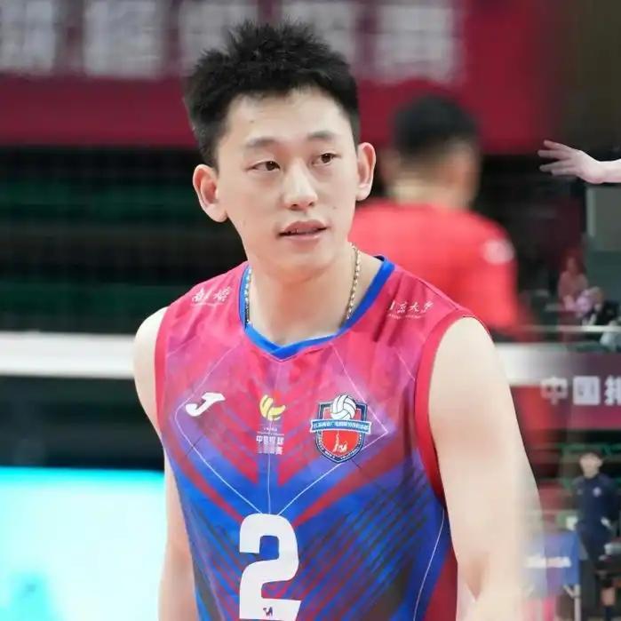 俞元泰，中国男排小弹簧，对阵乌克兰首发缺席，实属不该。

        世界男