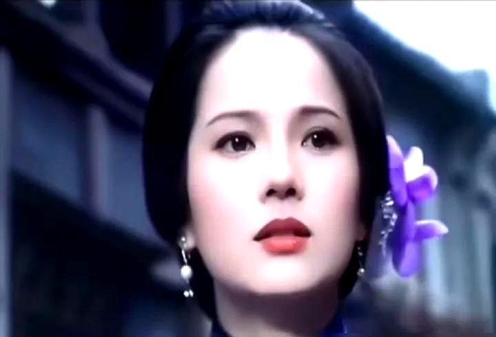 40年前，一个日本女特务，竟把女主米雪碾压了。
 
80年代，满大街都是她的“秀