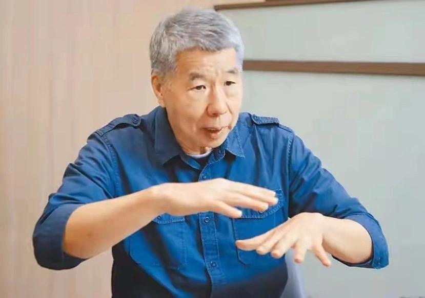 张亚中书袋子抖过头，这波“学术范”翻车了

张亚中先生学问没得说，书袋子一抖哗啦