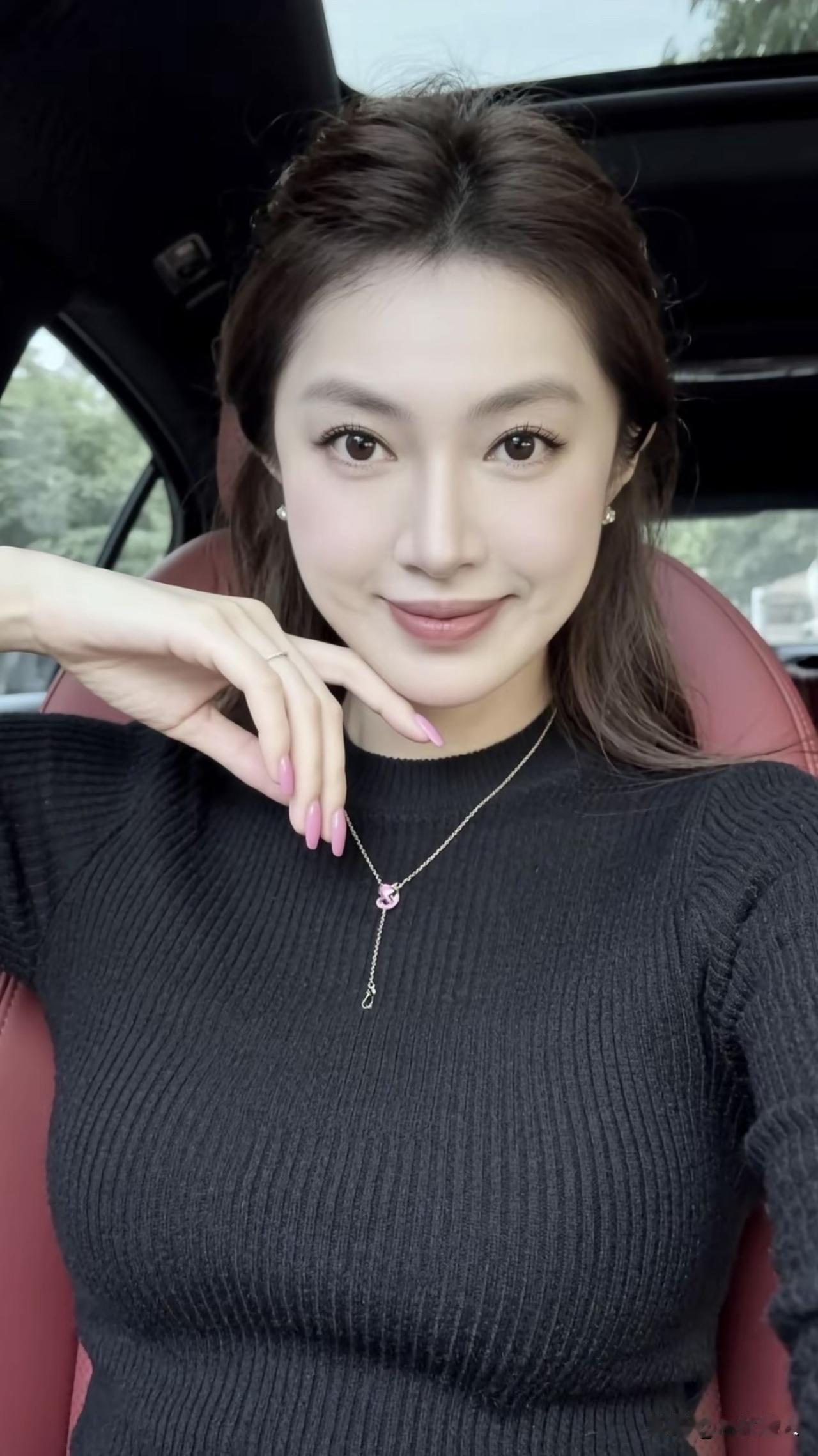 新思维：让自己开心很重要

生活的底色，从来都不是无尽的奔波与疲惫，而是藏在烟火