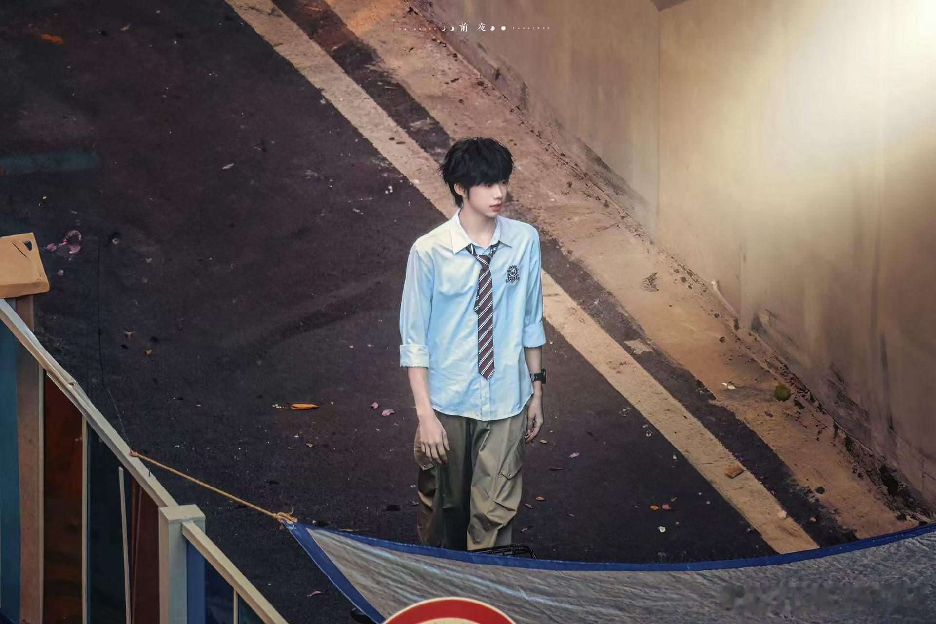 陈奕恒被导演夸了 《我们的少年时代2》路透太有料，陈奕恒把洒水救人演得活灵活现，