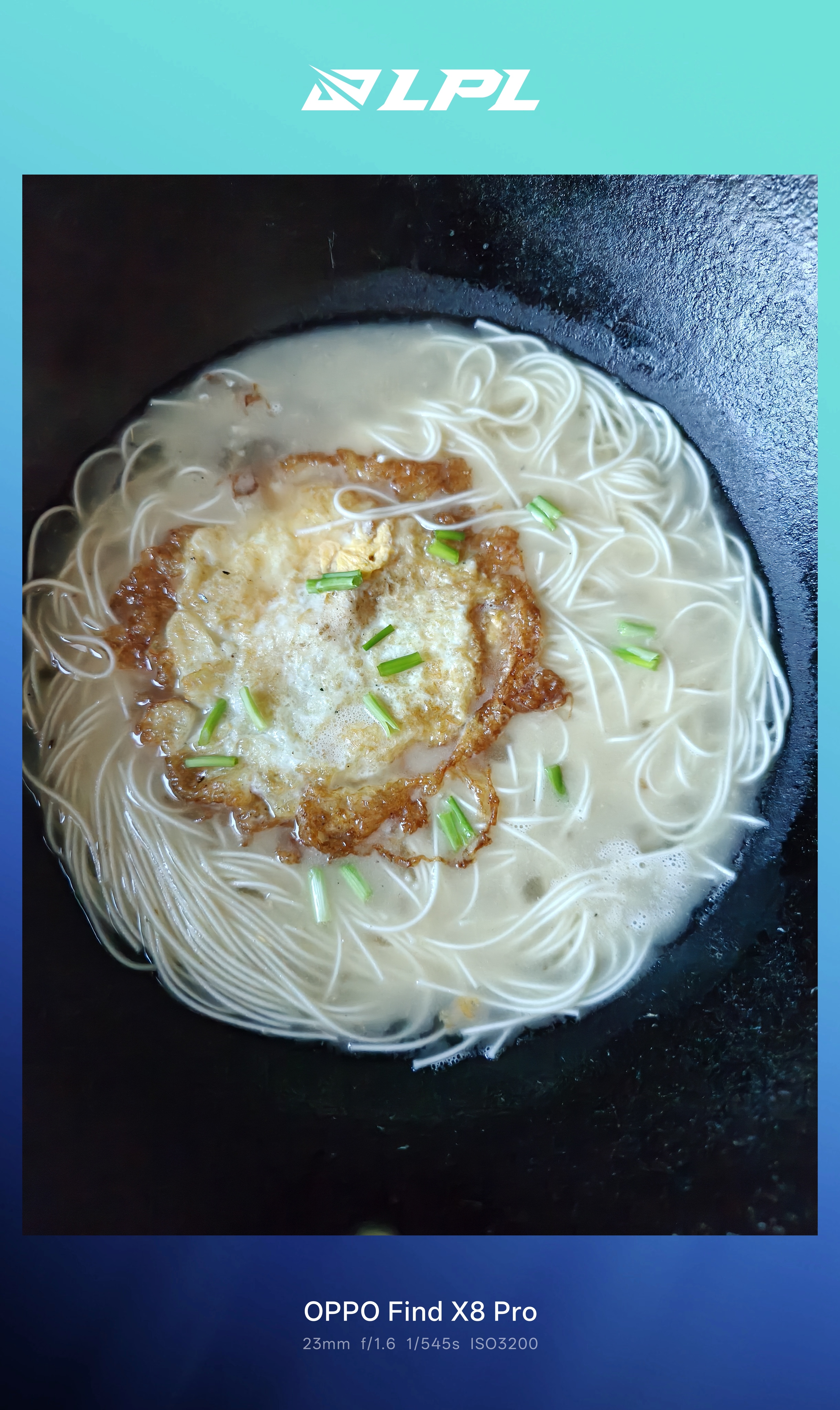 不吃早饭危害有多大是的，早上不吃早餐真的不行，以前年轻的时候经常不爱吃早饭，现在