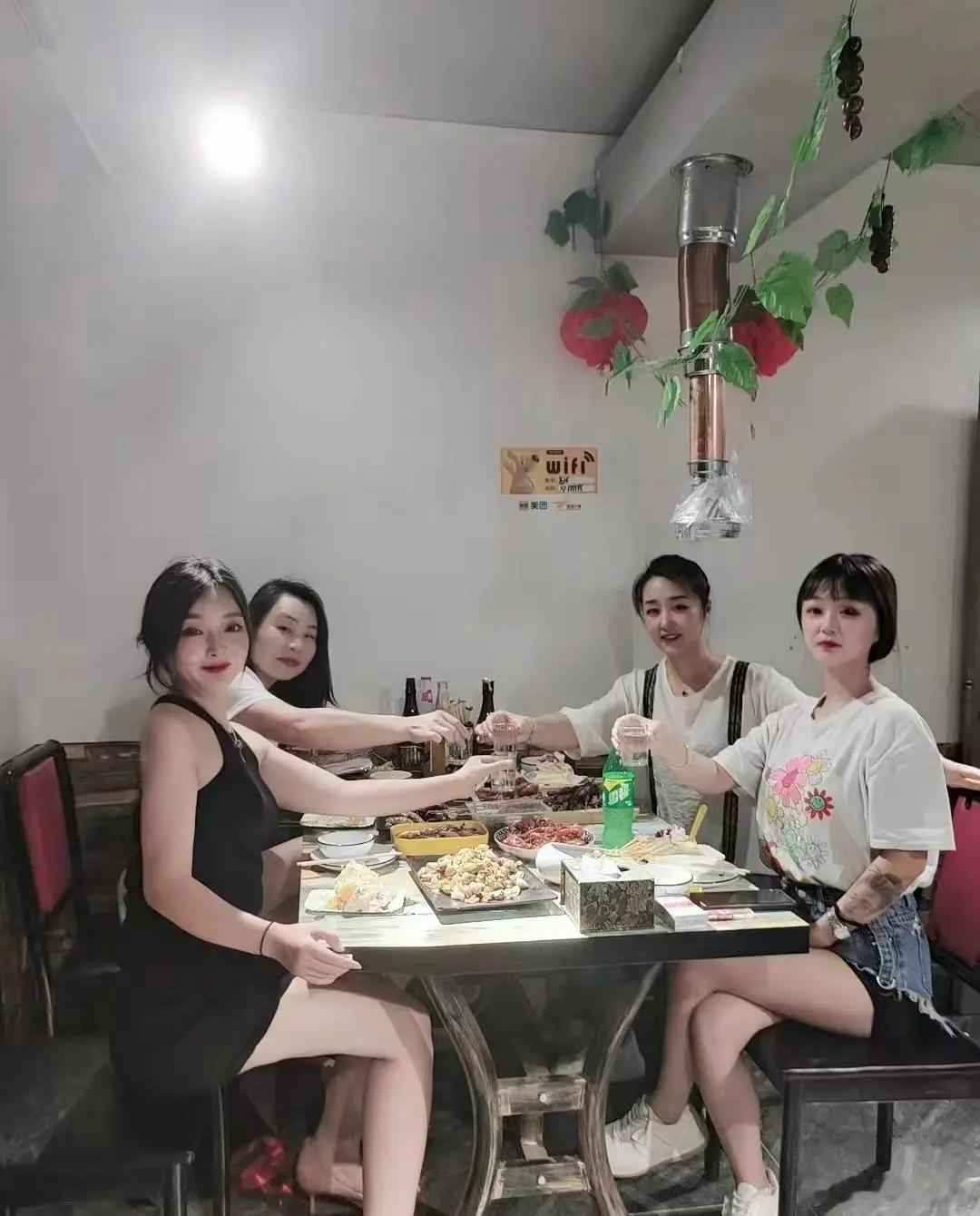 谁能看出来哪个是我？ ​​​