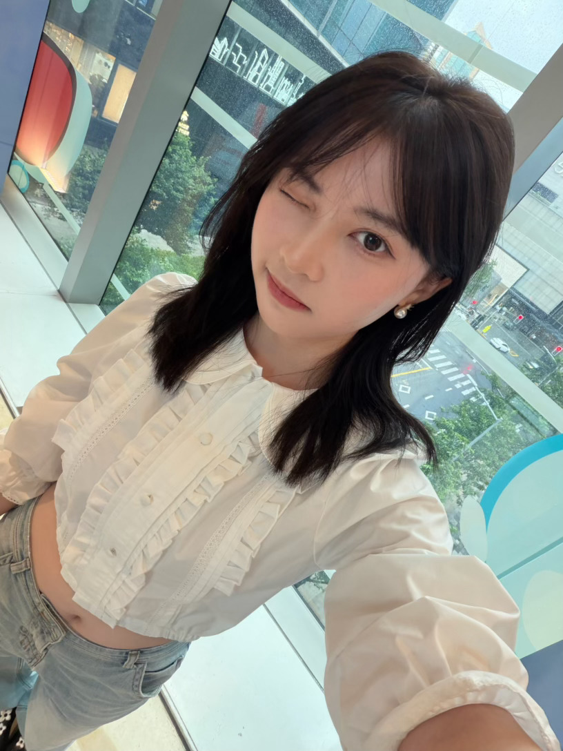 好想买墨镜呢！ 