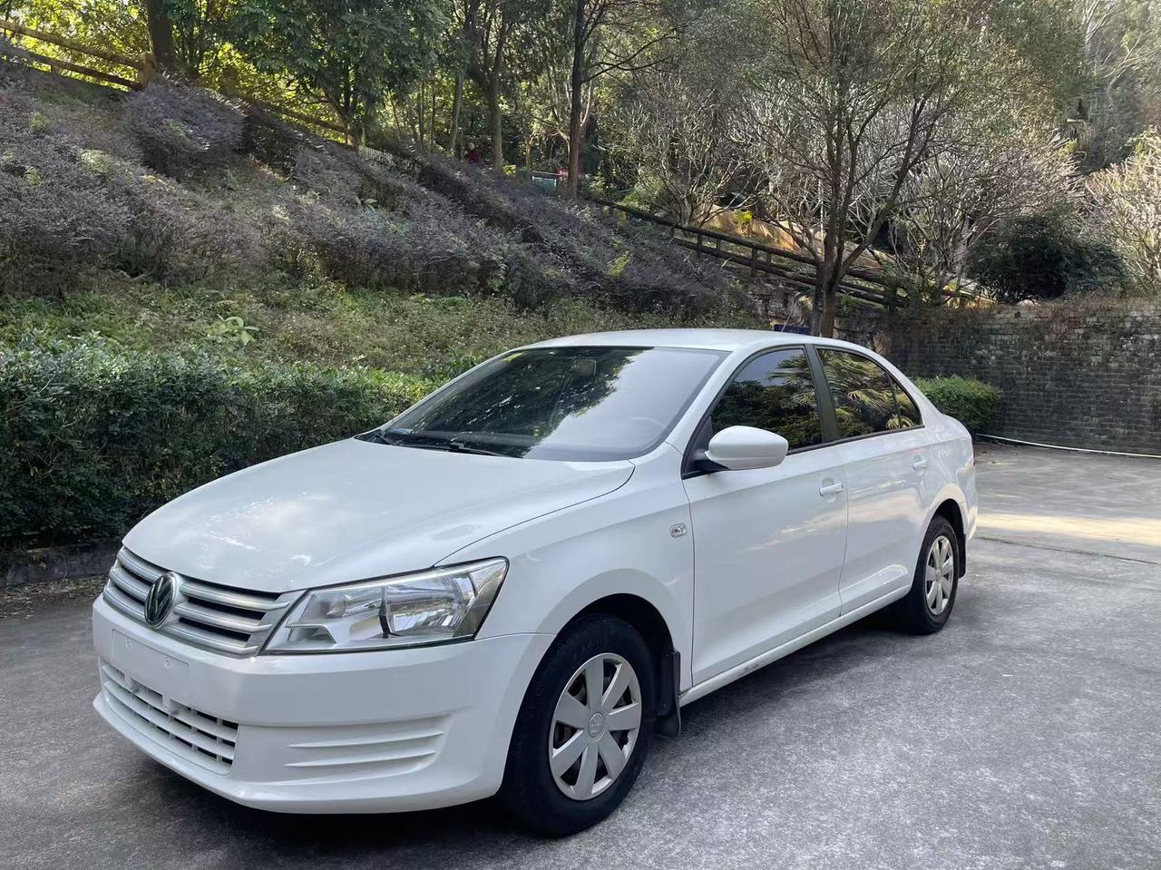 1.98万就能拿下2015年的极品大众桑塔纳，这简直太划算了！我身边就有人买了这