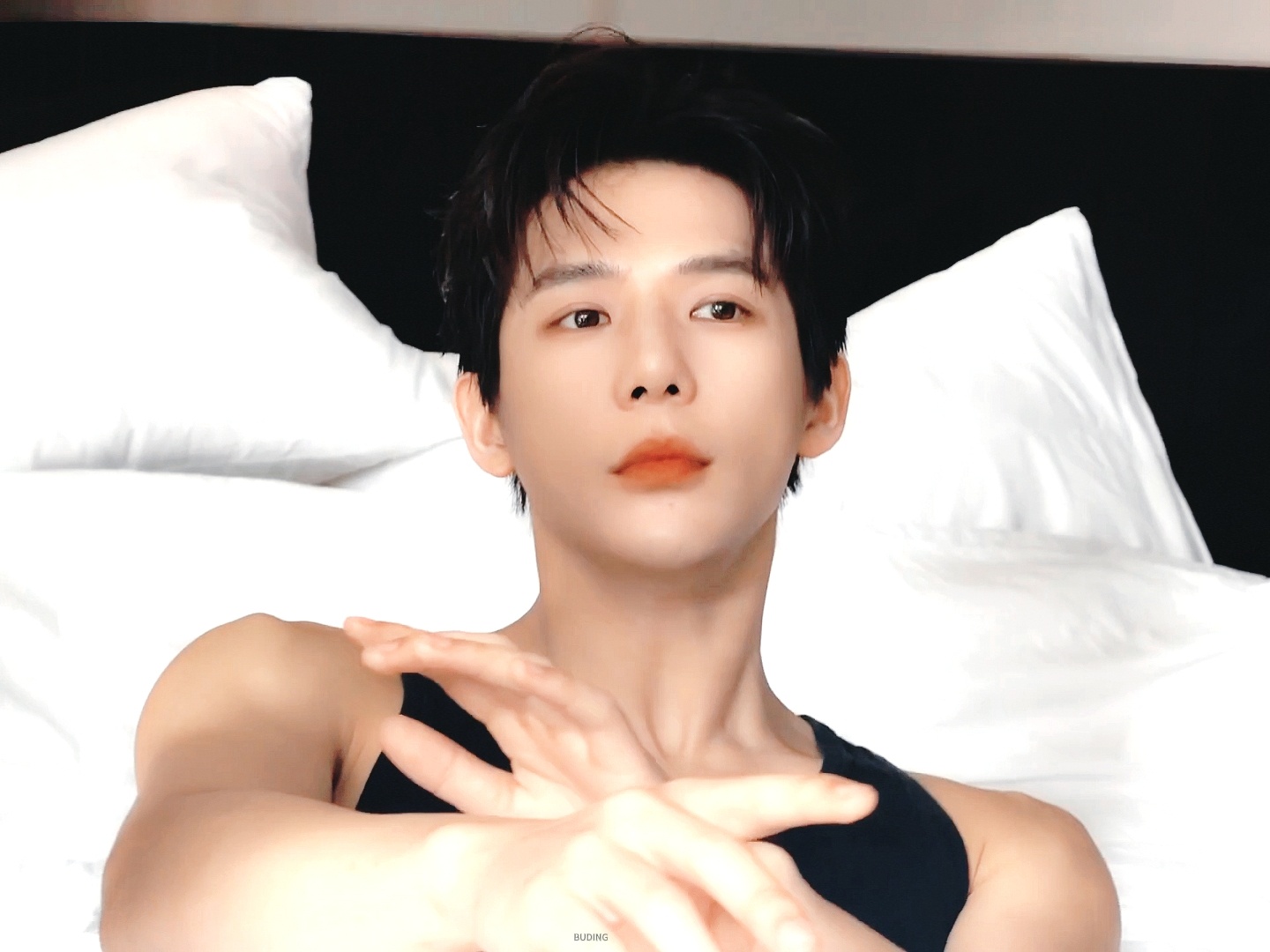 🖤这扑面而来的熟男感此男就这样轻而易举帅倒全世界·王安宇 ·王安宇季清和 · 