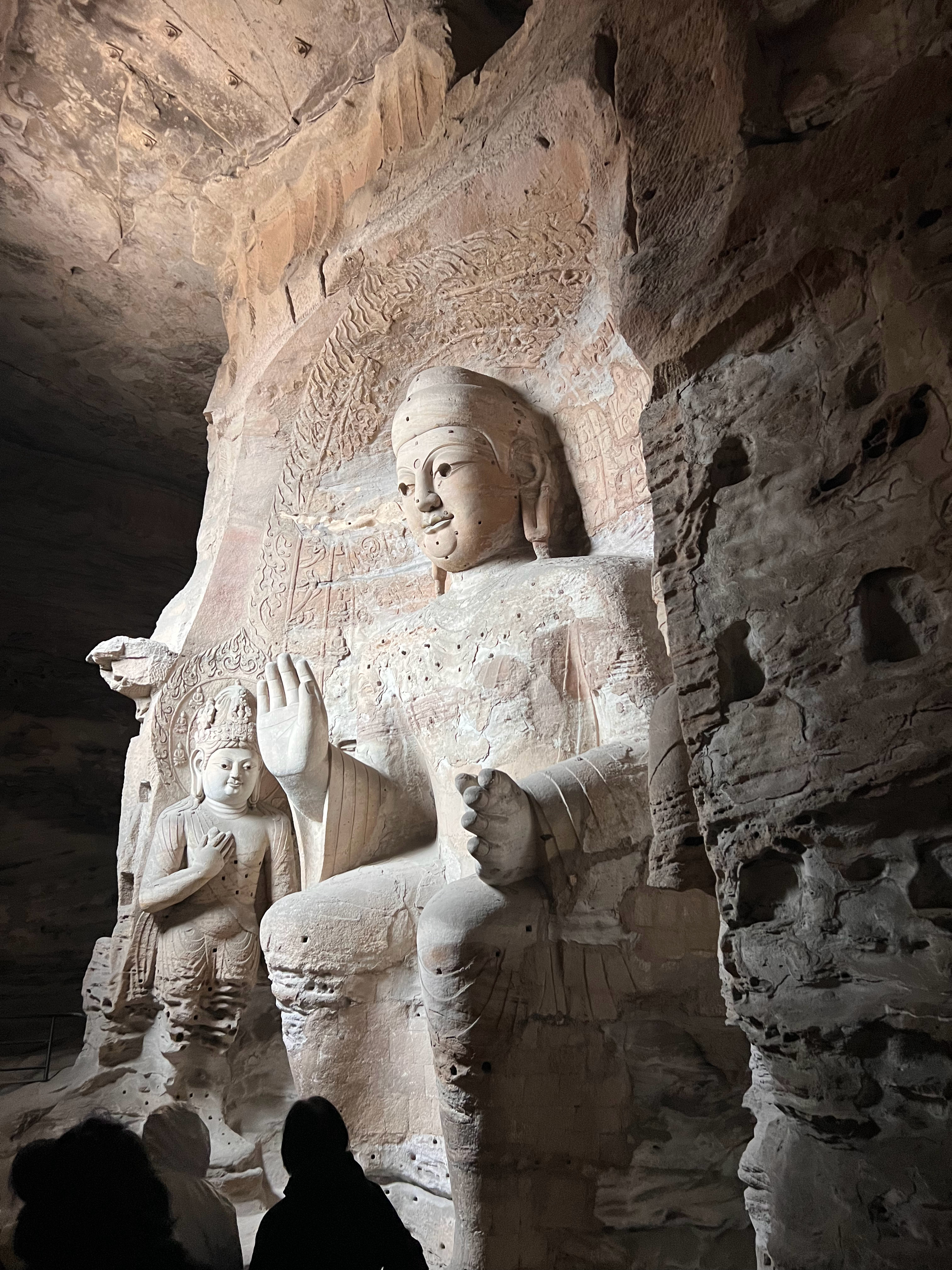 第一次看石窟，太震撼了！看到第一座佛像的时候，竟忍不住哽咽了！ 