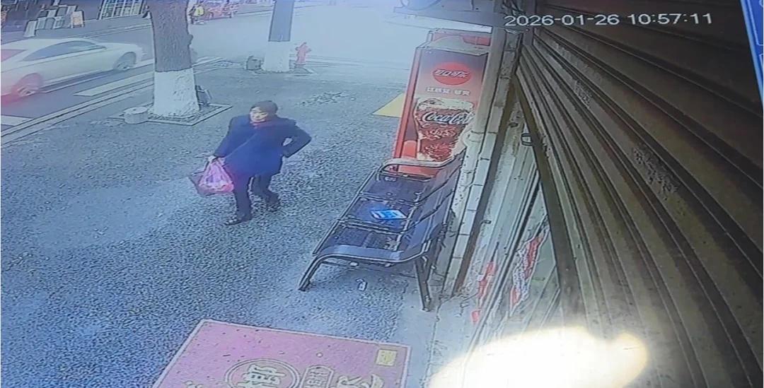 提供线索者现金酬谢
让照片动起来 寻人 转发 好人一生平安 寻人启事 让爱传出去