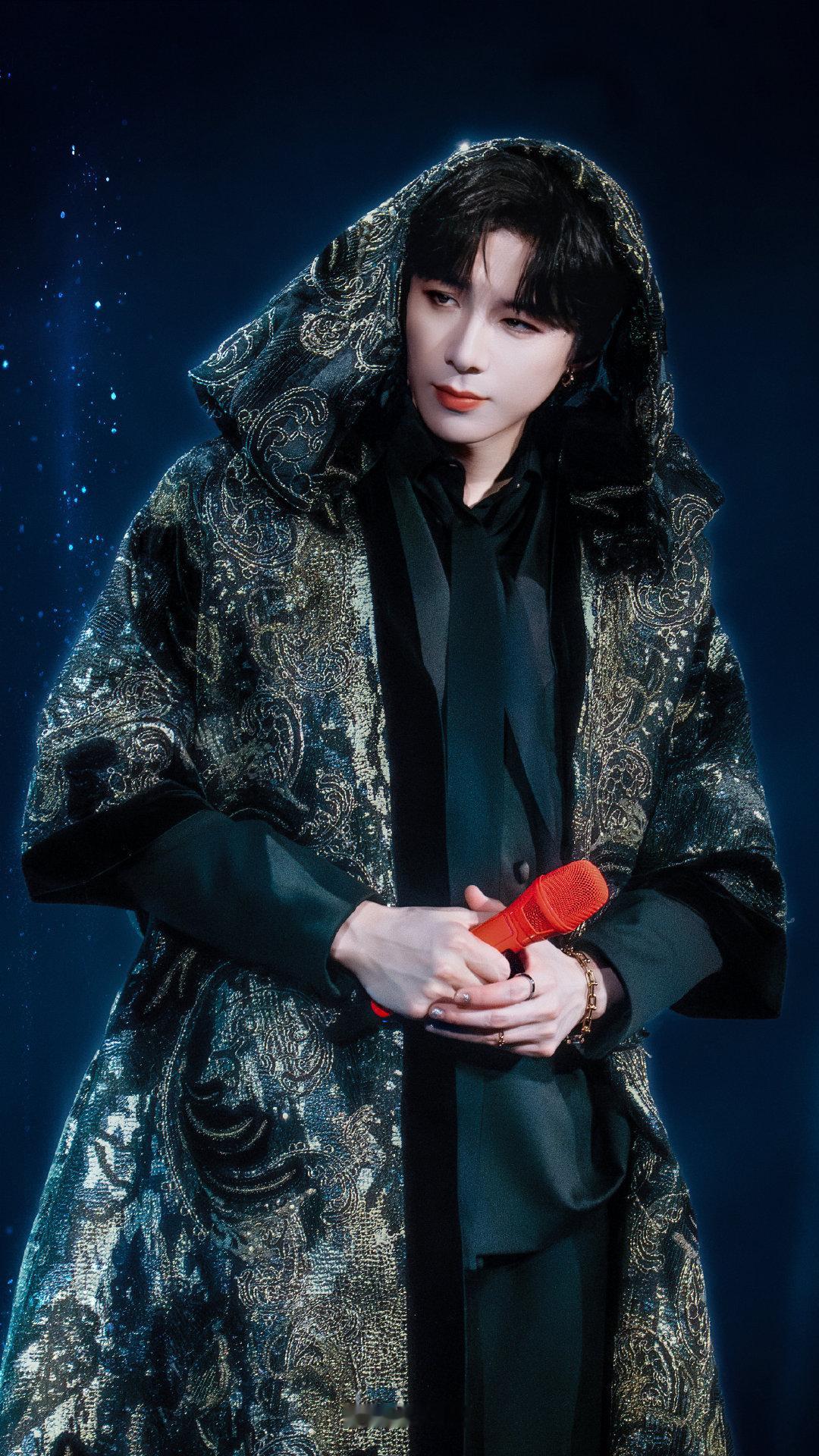 爱奇艺  沒有說愛。一切——都在向你靠近。 🖤刘宇宁