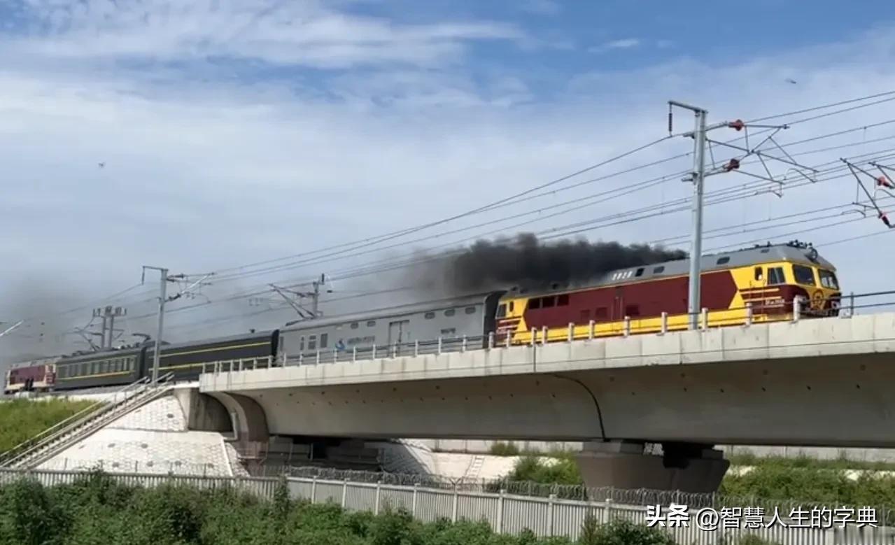 石衡沧港城际（衡水至黄骅港段）正式联调联试，2026年底通车基本稳了。这条线最解