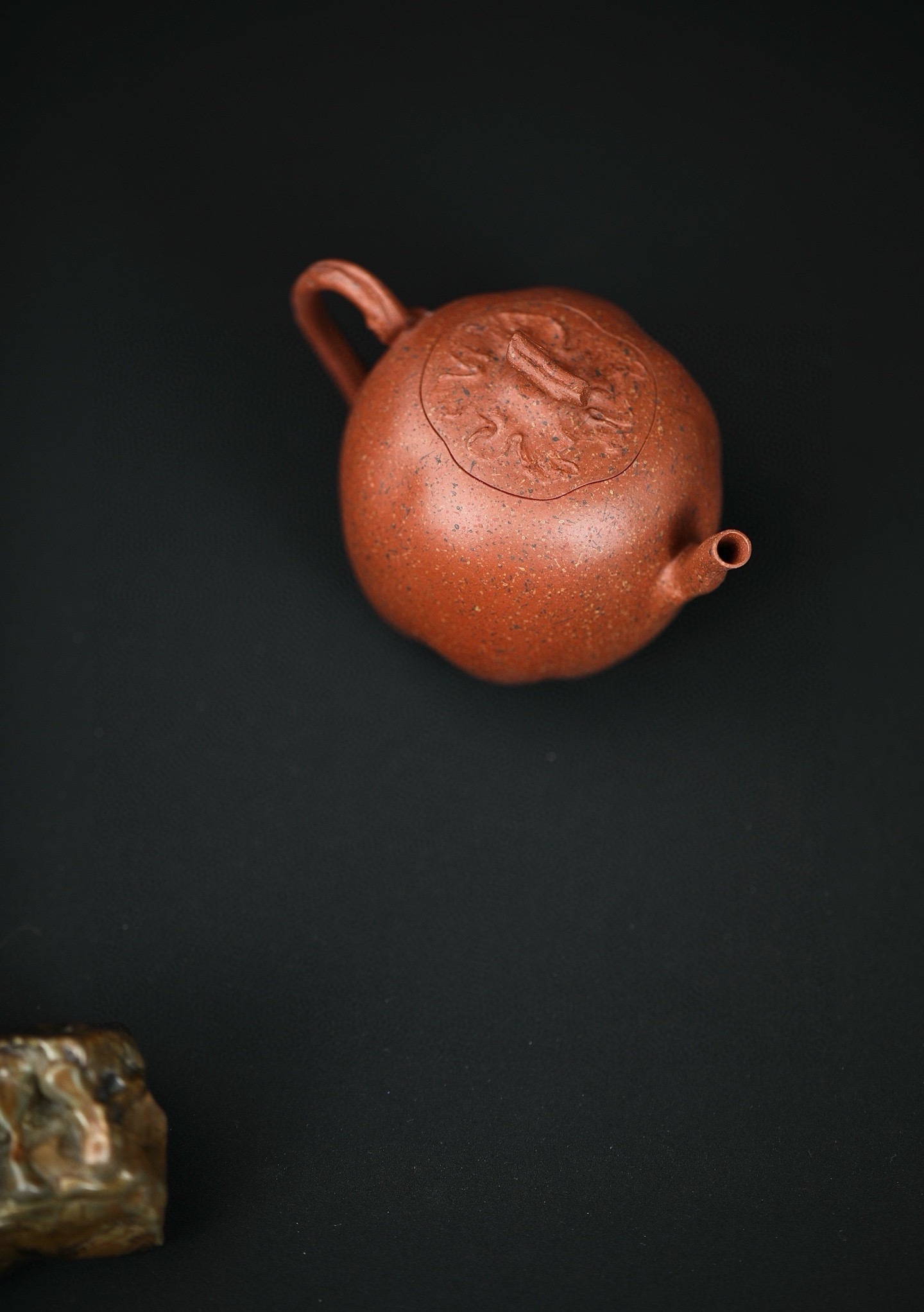 所以近期一两个月内A股是不会有什么机会的，反而纳指越跌机会越大。定的计划没有问题