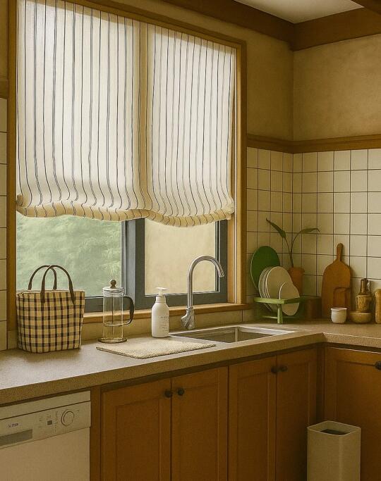 条纹提拉帘真的好温柔呀～～