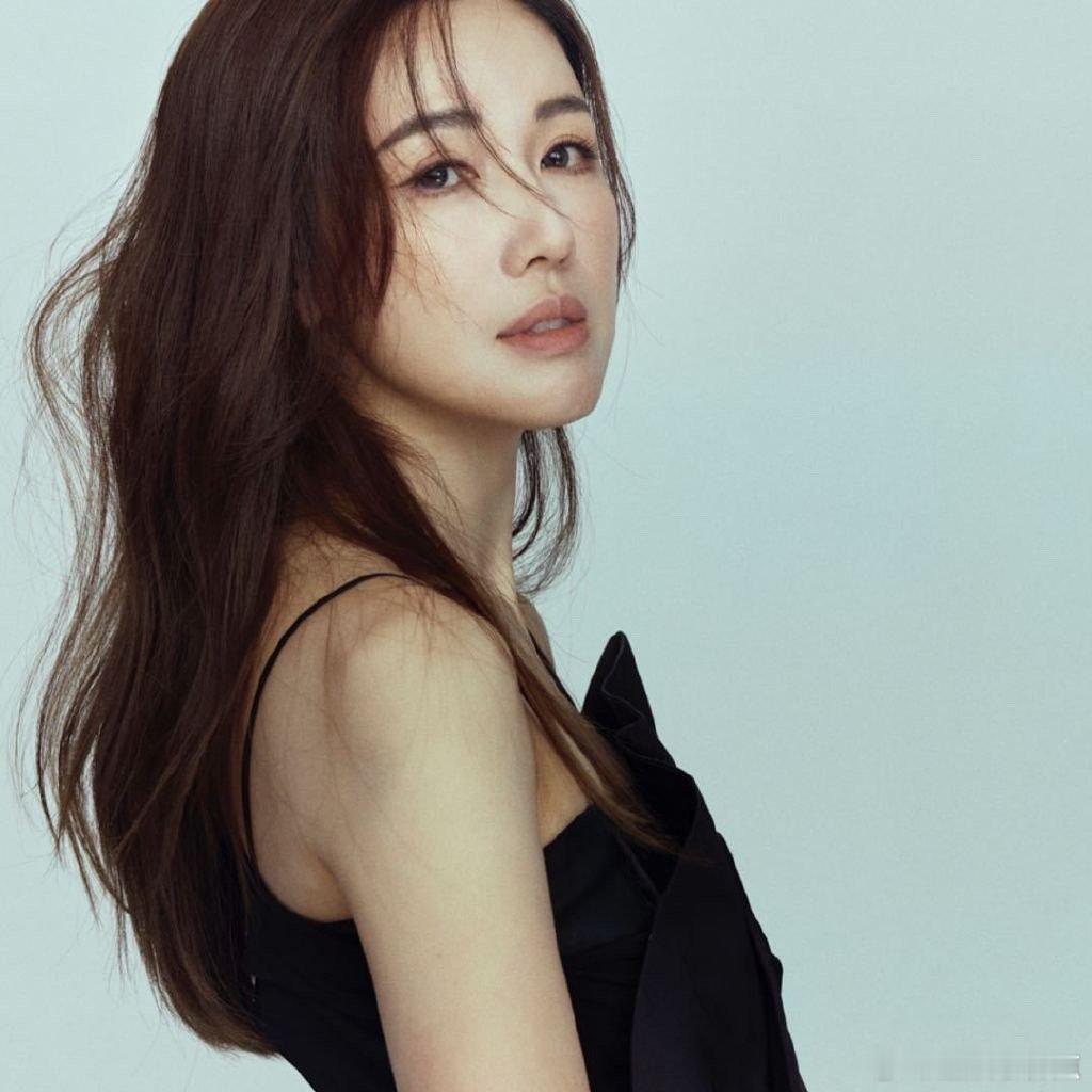 李施嬅分手了八个月李施嬅分手了8个月啊 ​​​