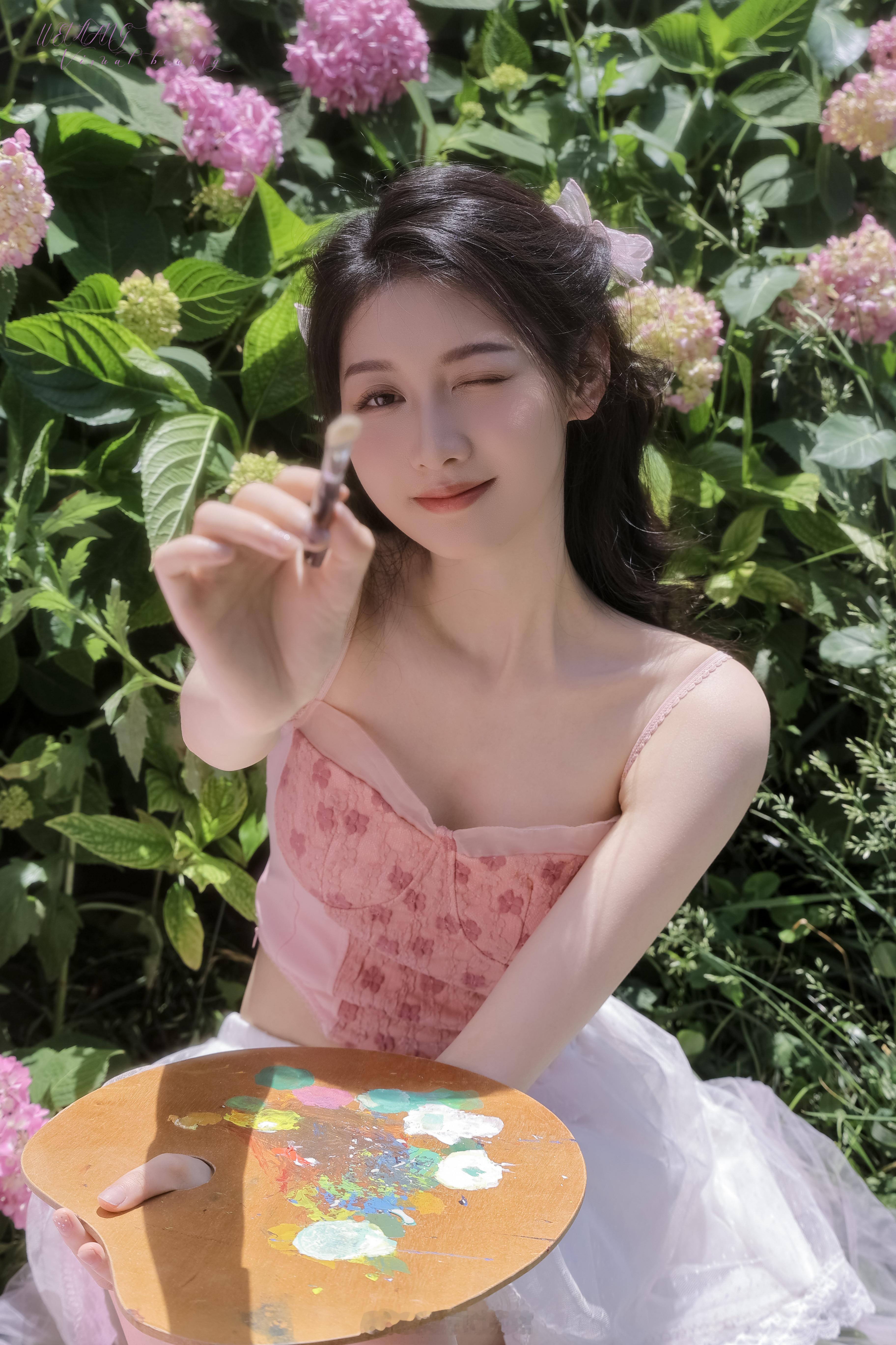 #微凉时光馆##西安约拍[超话]##少女写真# 是粉色的无尽夏🎨 ​​​