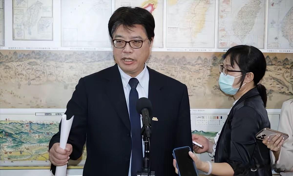 “在外受气对内撒”是台岛赖当局处理政务的惯例，日菲在绕开赖当局的情况强硬划海界，