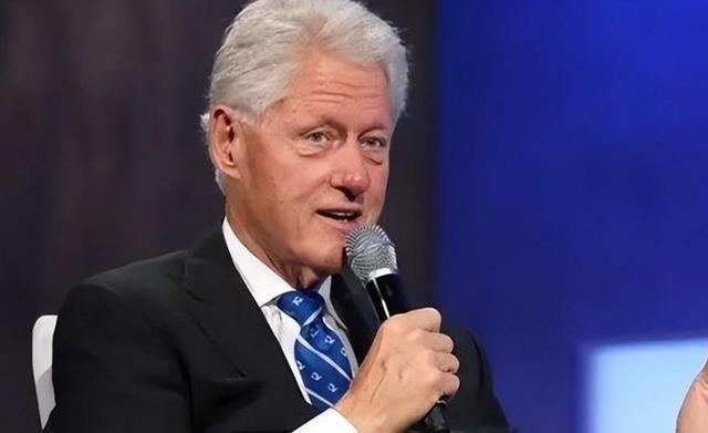 比尔·克林顿曾公开表示自己在2000年当总统的时候，曾经提出把加沙全部土地、还有
