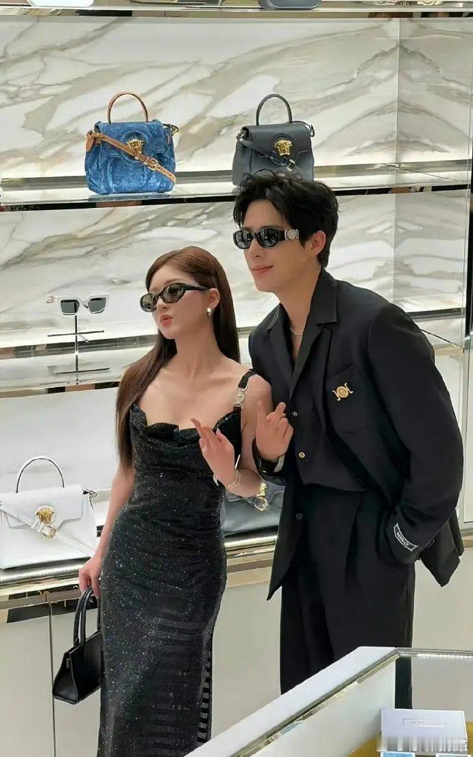 赵露思和王安宇还有可能二搭吗？真的有点儿磕他俩 ​​​