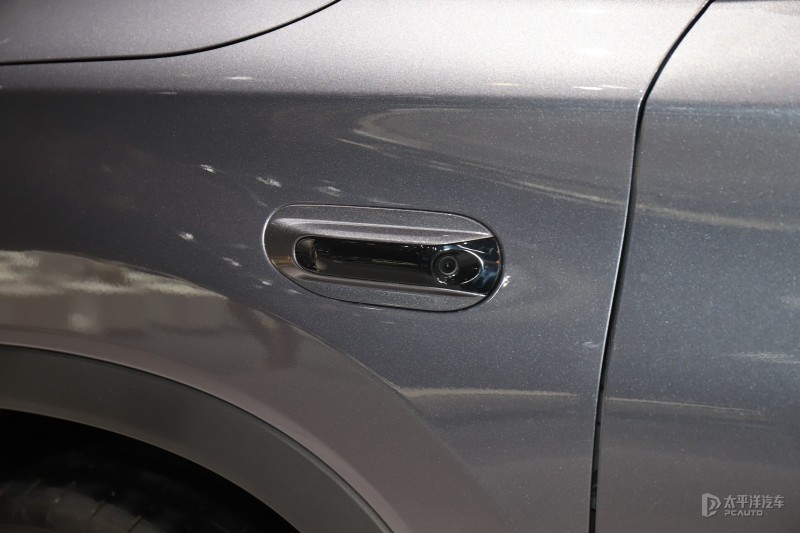 2025成都车展：星纪元ET5首发亮相