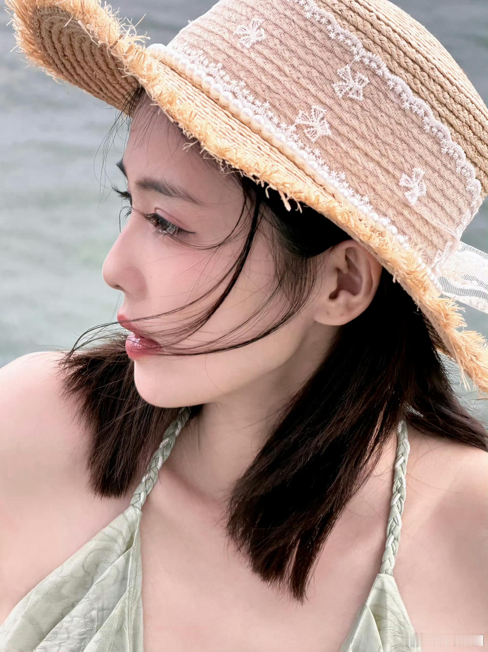 白鹿希望粉丝开心白鹿呵呵度假vlog 白鹿呵呵度假 
