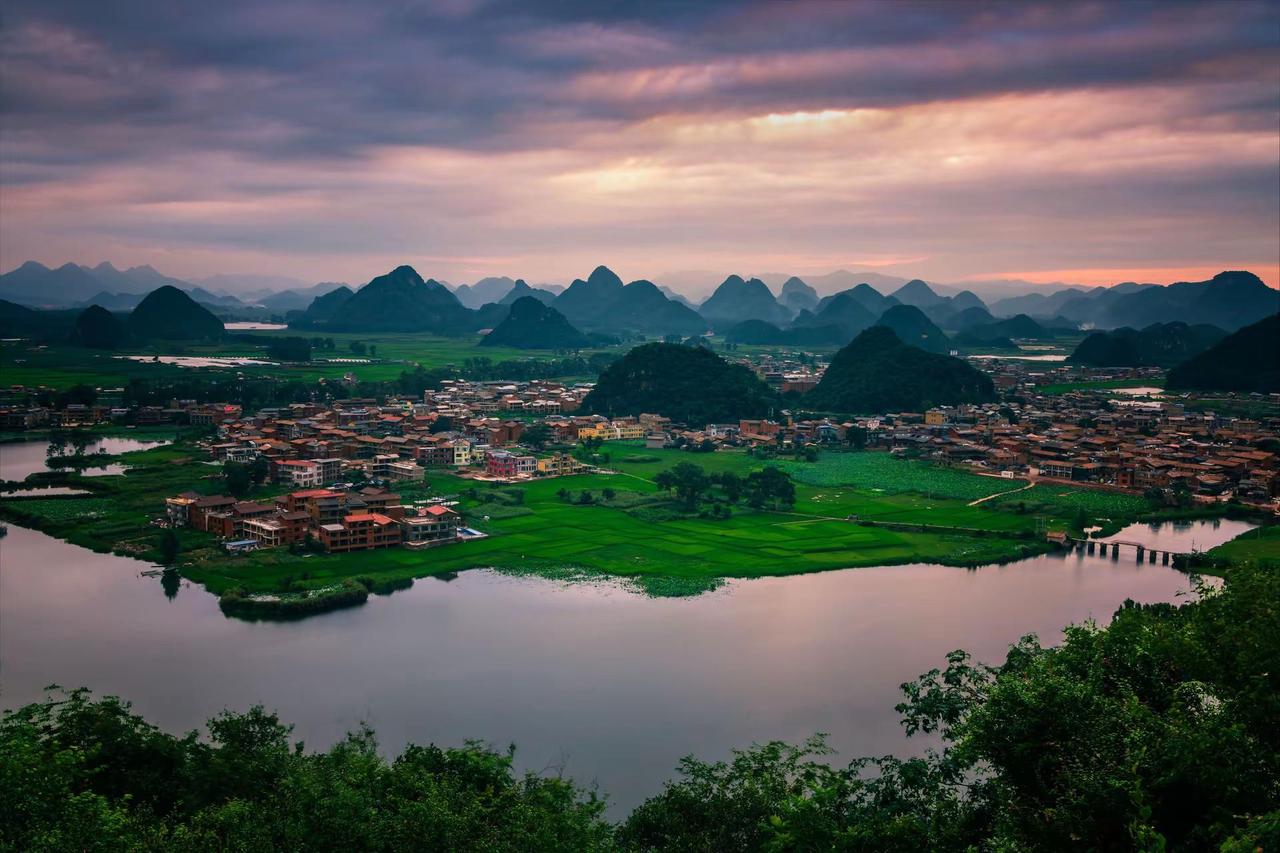 普者黑。普者黑云南普者黑 风景如画的普者黑 山水画卷 山水间的诗意画卷