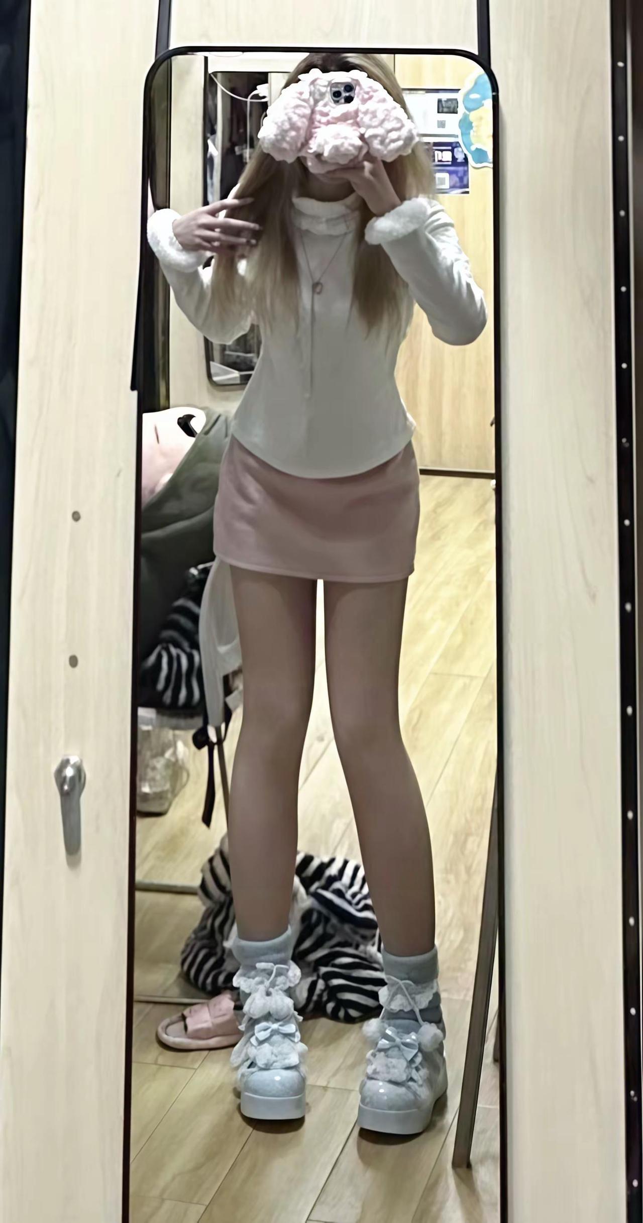 我们不是露水情缘 是恨海情天 是既舍不得断干净缺又无法好好在一起