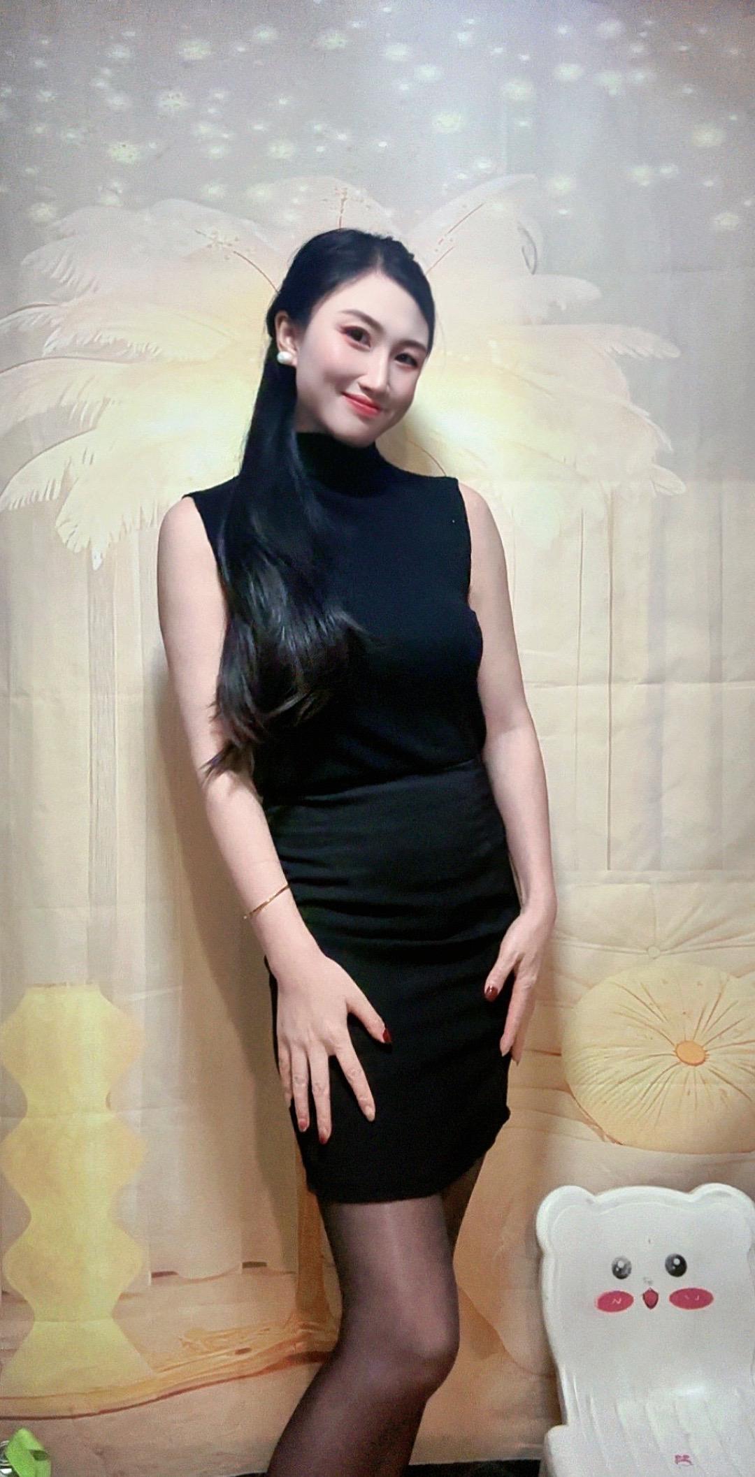 谁能拒绝一条包臀裙呢ootd穿搭 熟女风穿搭 成熟御姐穿搭 日常穿搭分享