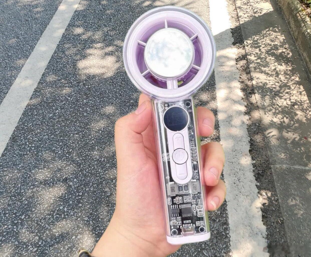 也不管它了都已经决定了我这个人特别纠结😐从小让我决定的事情少就是很优柔寡断手术