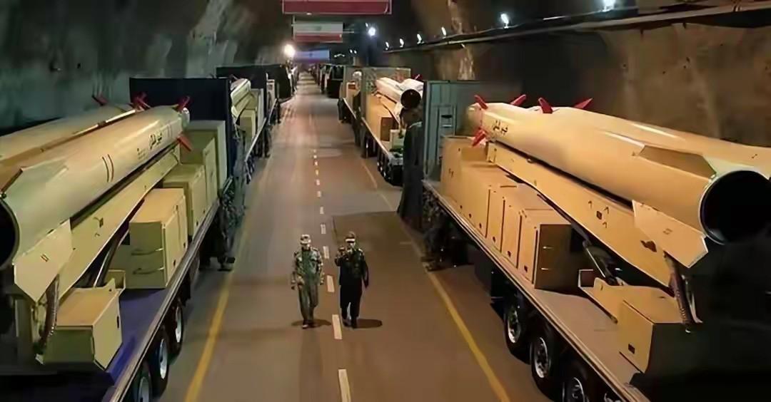 美伊局势变动因素增多，前景未卜。
从某种程度上而言，伊朗似乎铁了心地要使用武力捍