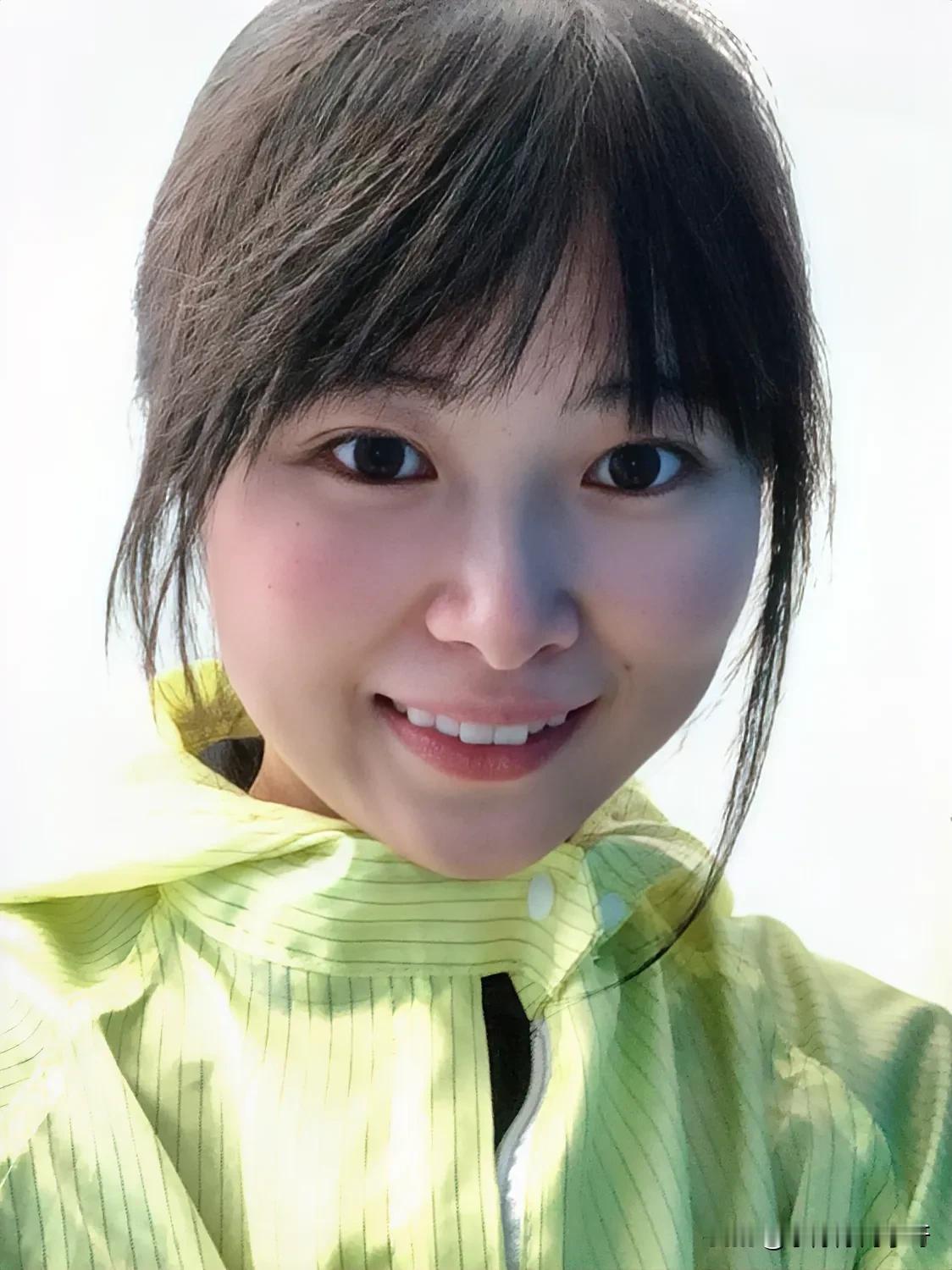 靓女把螺丝打冒烟
今天中午靓仔给我发信息说一起吃午饭，我太害羞了，说有同事一起不