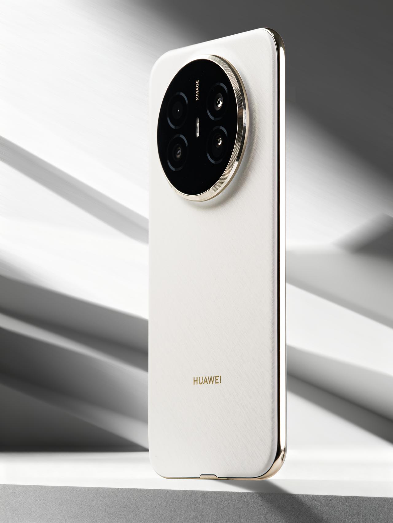 有一说一，好久没有让我见到过这么让人心动的机型了，华为Mate 70 Air正式