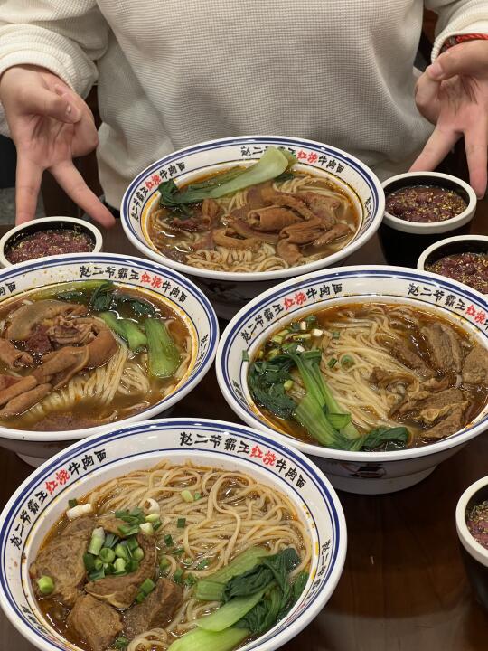 好好吃，好大碗，好喜欢啊！！！！