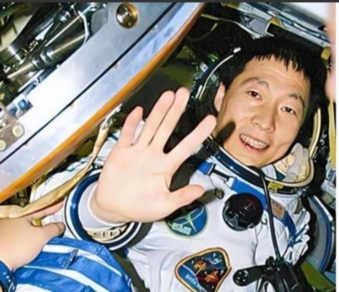 [微风]杨利伟为什么后来再也没有登天？其实，他能够活着回到地球就已经是万幸，在他