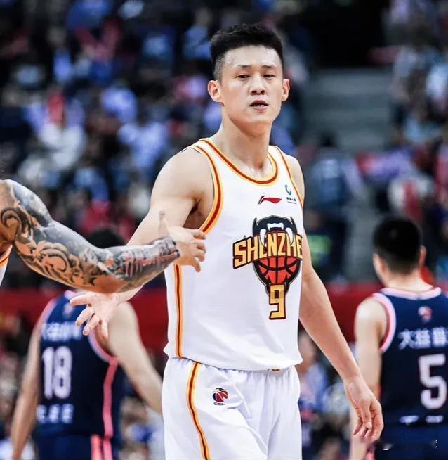 太丢人了！深圳86-112爆冷不敌浙江，看看数据谁该背锅？
周鹏：1中0，拿下0