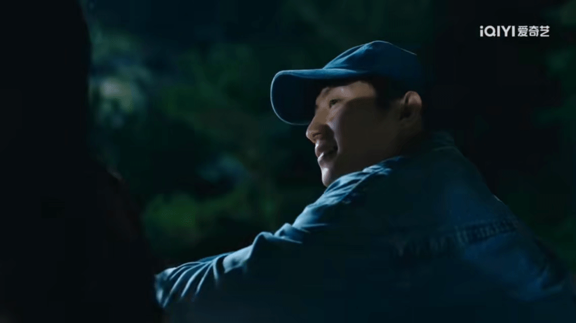 黄景瑜关晓彤新剧初吻 大半年等待+十二集铺垫，初吻甜度拉满！张小满出狱追爱，晓丹