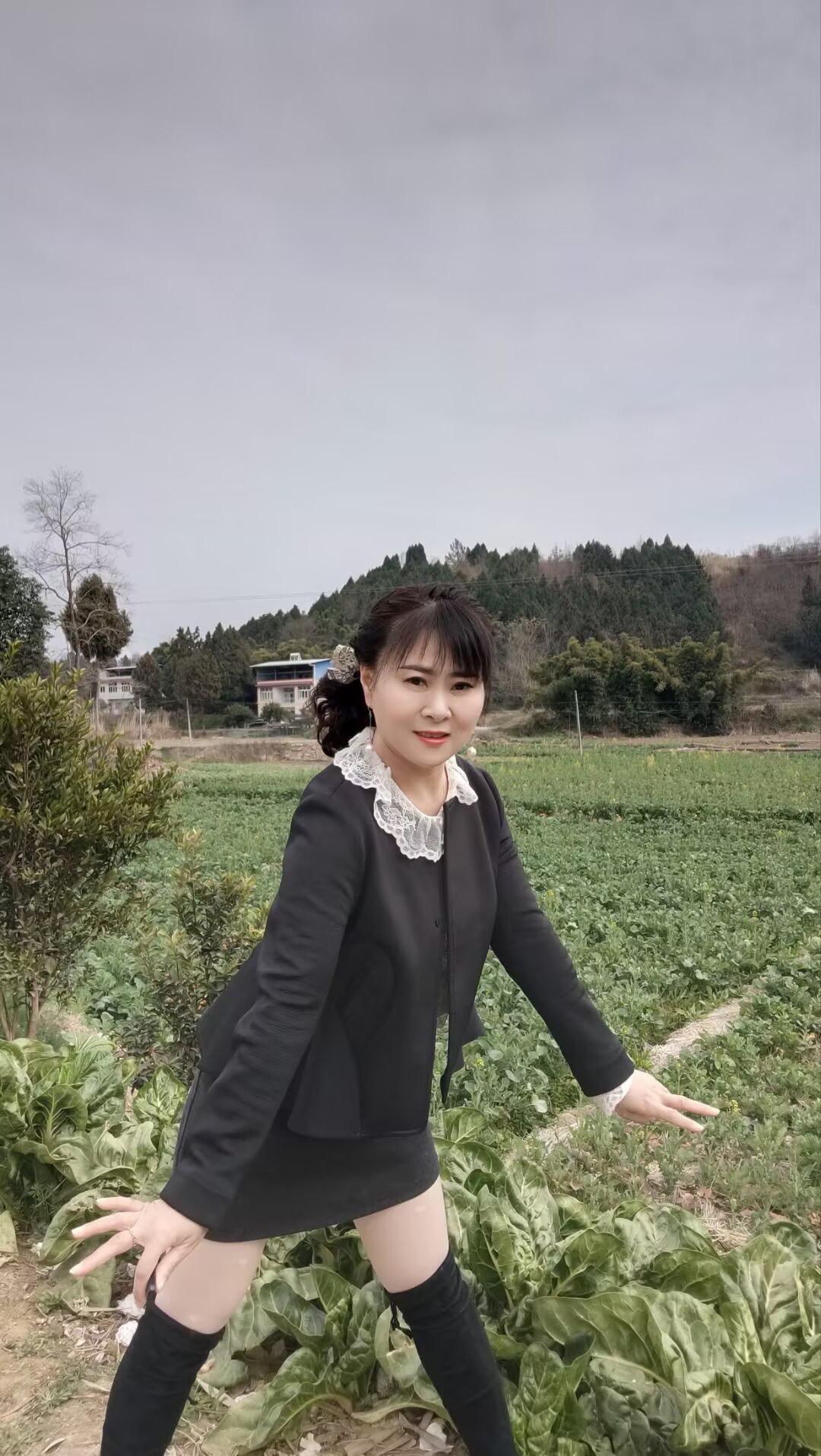 早安，我的朋友！今天是大年初三，好事接二连三！三阳开泰迎新春，送穷迎富...