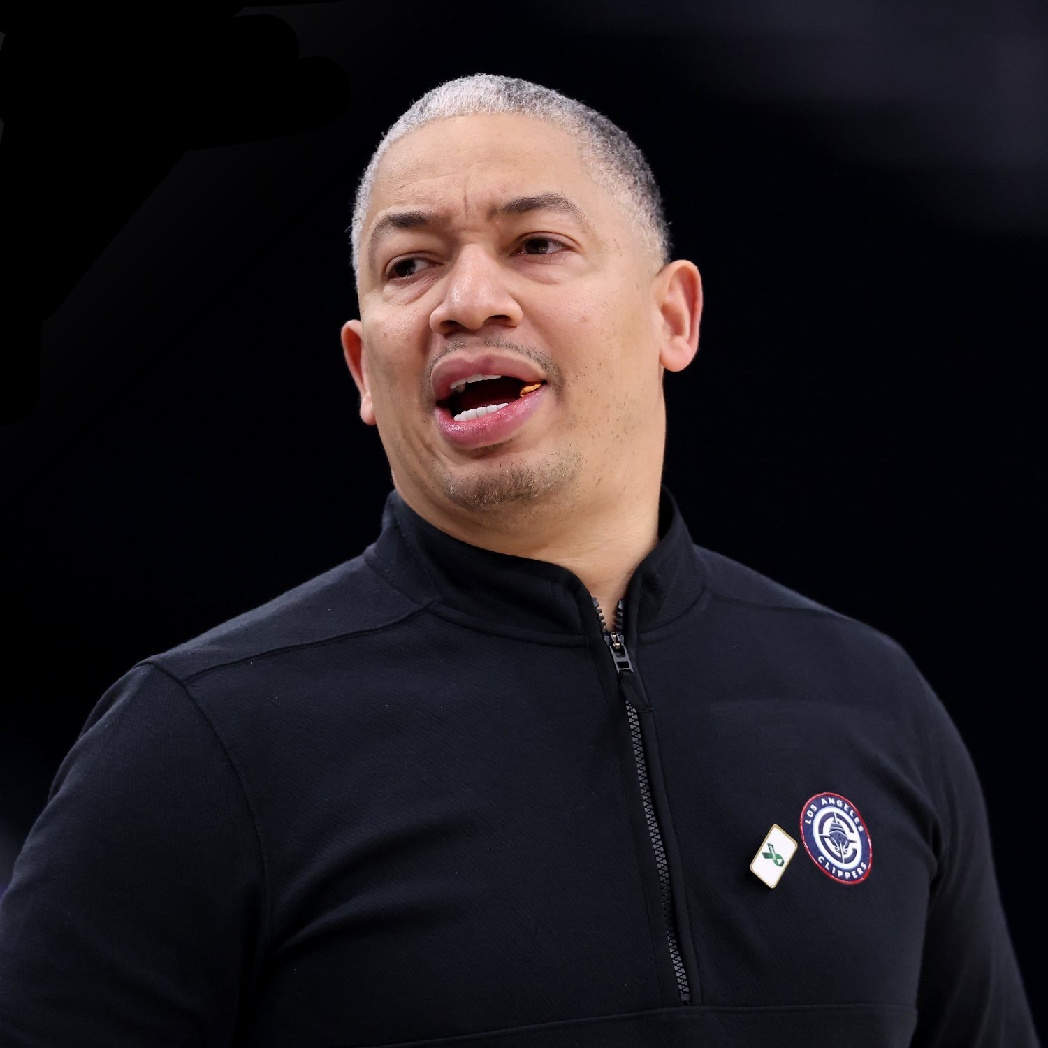 快船在12月18日比赛结束时战绩仅为6胜21负。但从那之后，他们已经豪取一波5连