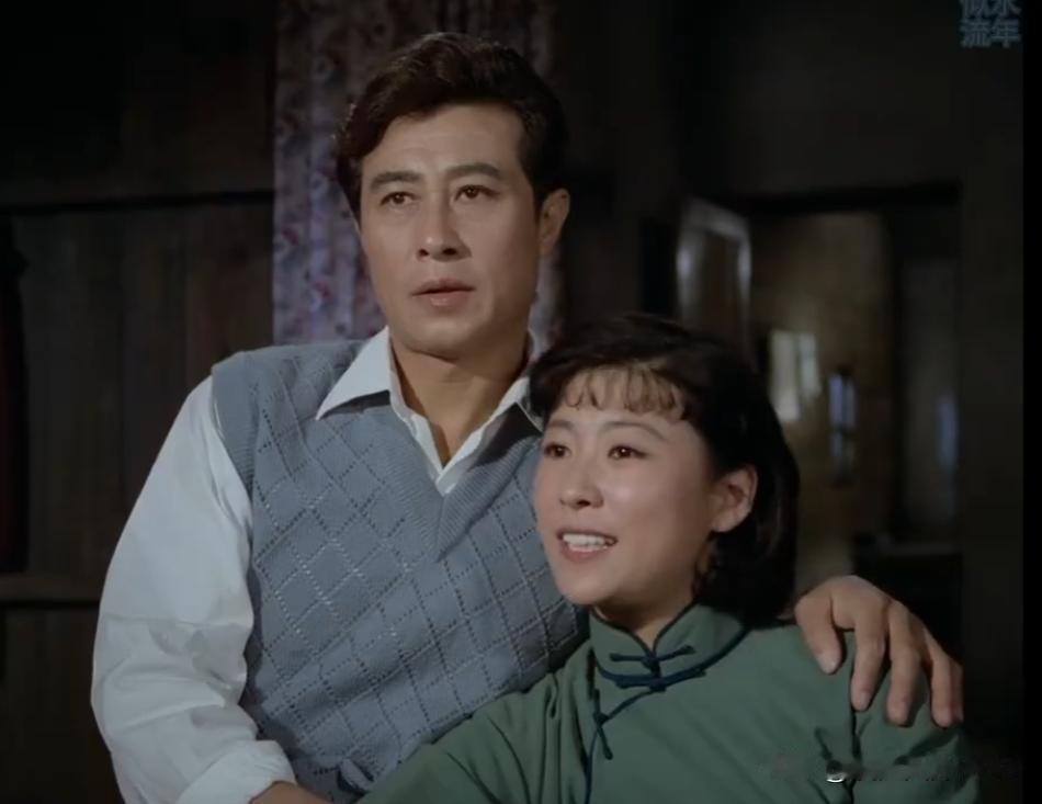 这部多位资深帅哥美女出演的电影拍了快五十年了吧，你还记得吗？
       看看